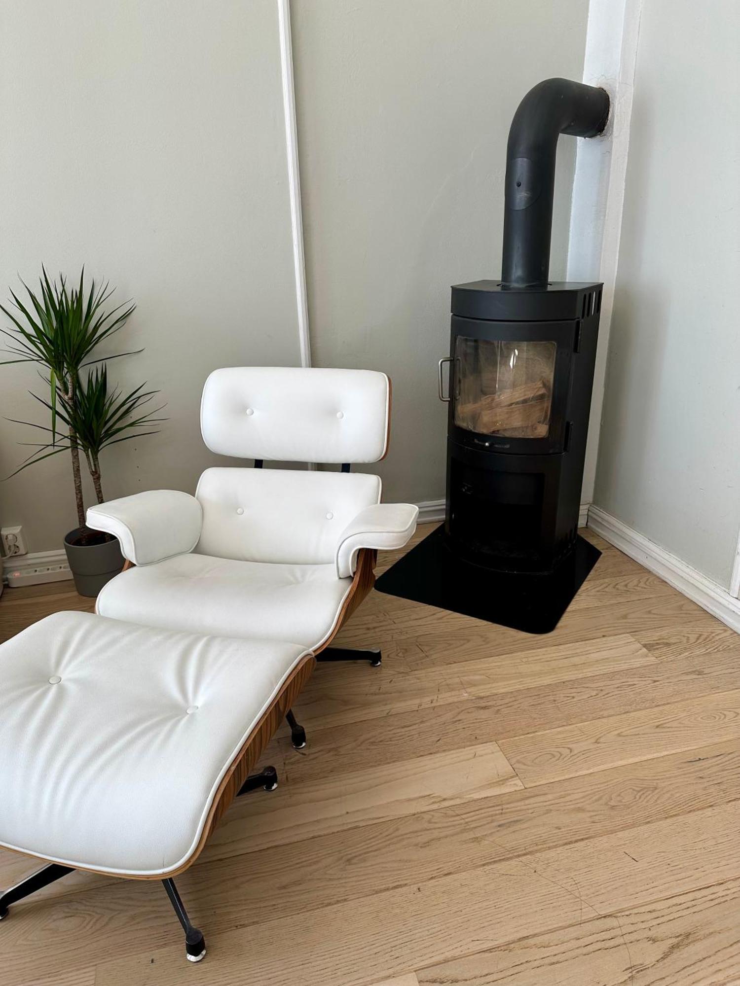 Classical 3 Bedroom, 2 Bath, Minutes From Royal Palace, Main Shopping Street, Restaurants & Downtown Oslo Exterior photo
